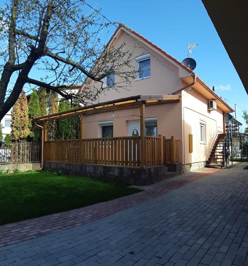 Rozsa Apartment Hajduszoboszlo Exterior photo
